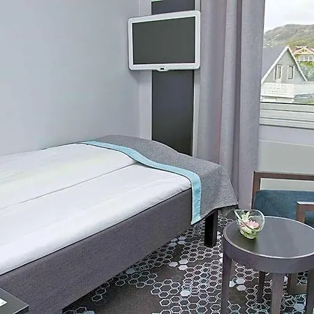 Scandic 4*